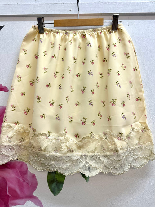 By Frankie Mini Skirt- Ditzy Floral