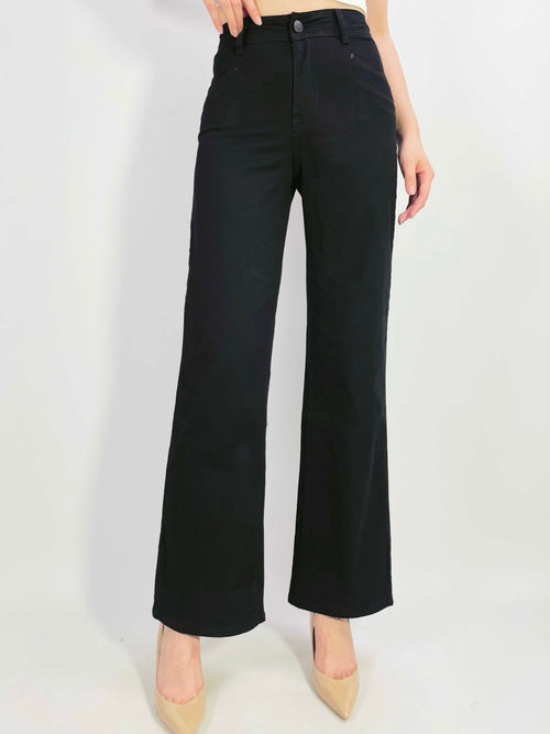 Country Denim Petite Straight Jeans- Black