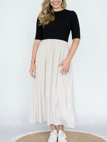 Pleated Wide Leg Pants- Black